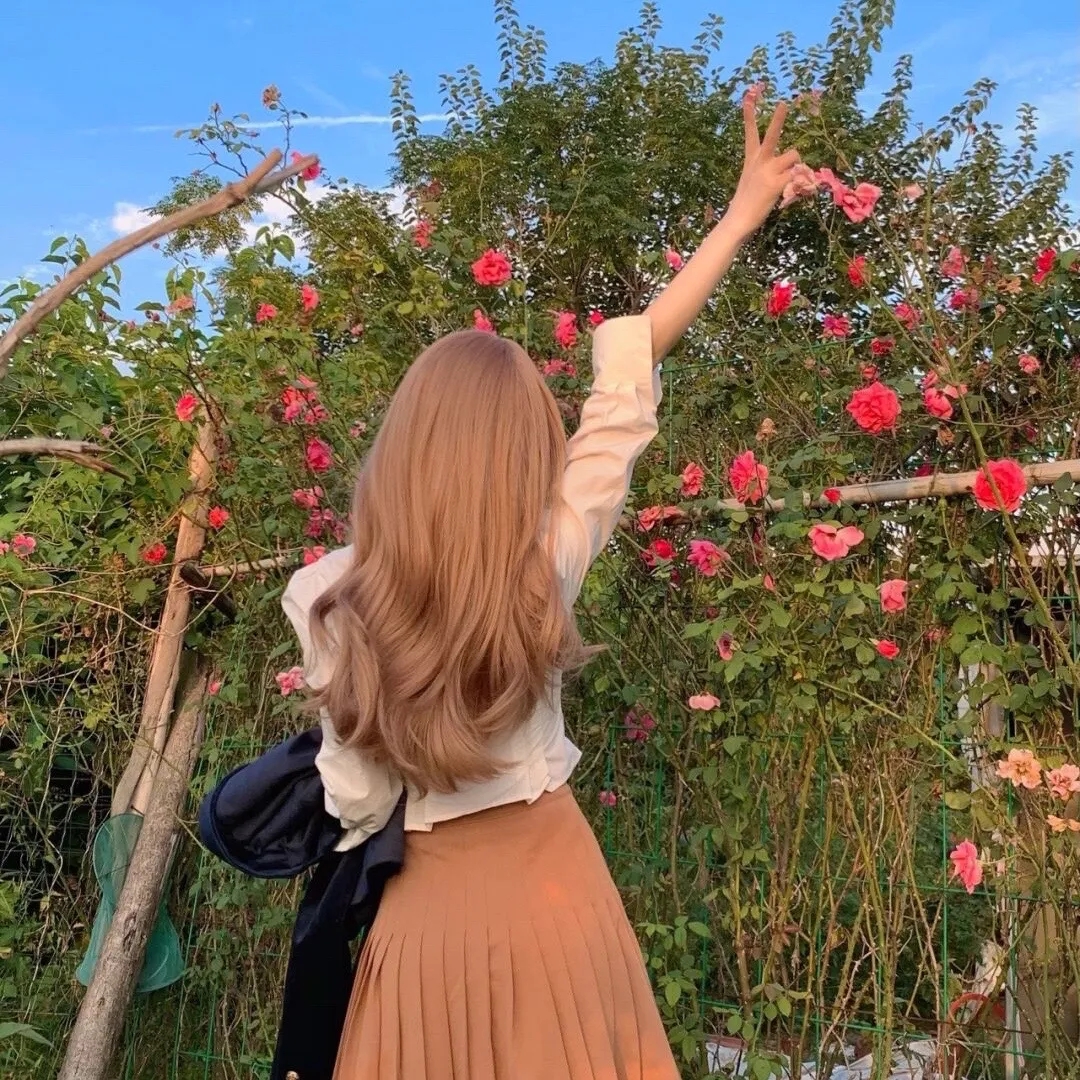 王府继兄宠我如宝,亲哥却后悔了